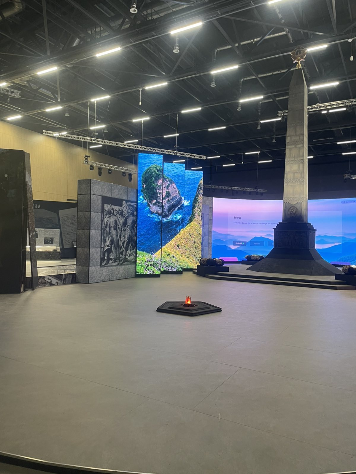 Видеостена в торговом центре